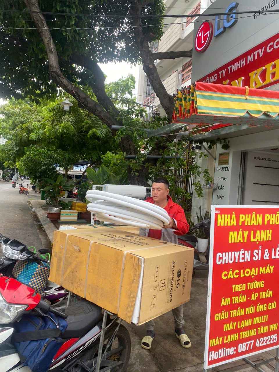 Trang chủ 208 z6530161739115 1a5751ff20b3336949a3a35064a83933