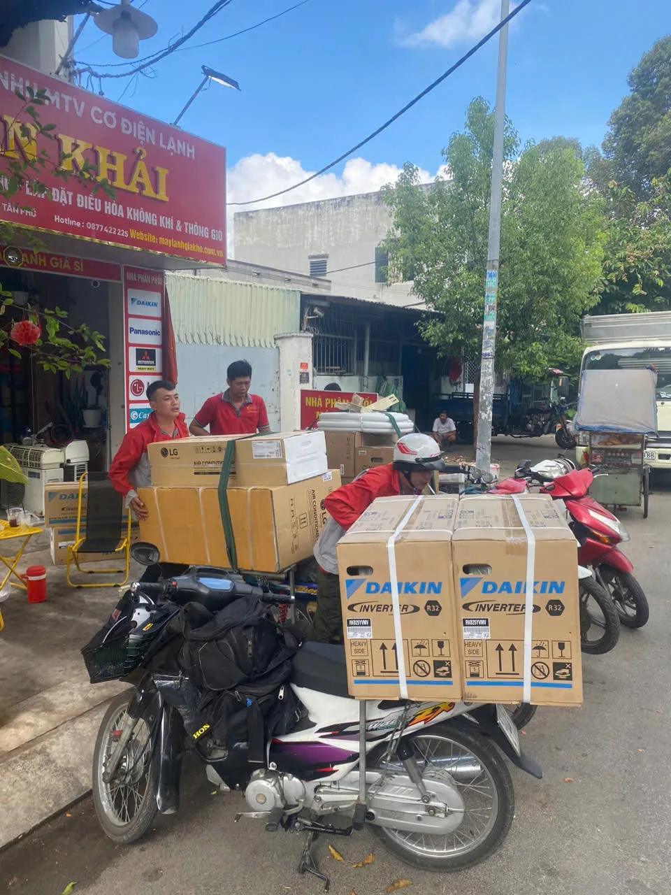 Trang chủ 203 z6530161830037 321ba14d11226a738f89c4d0de3eee6e